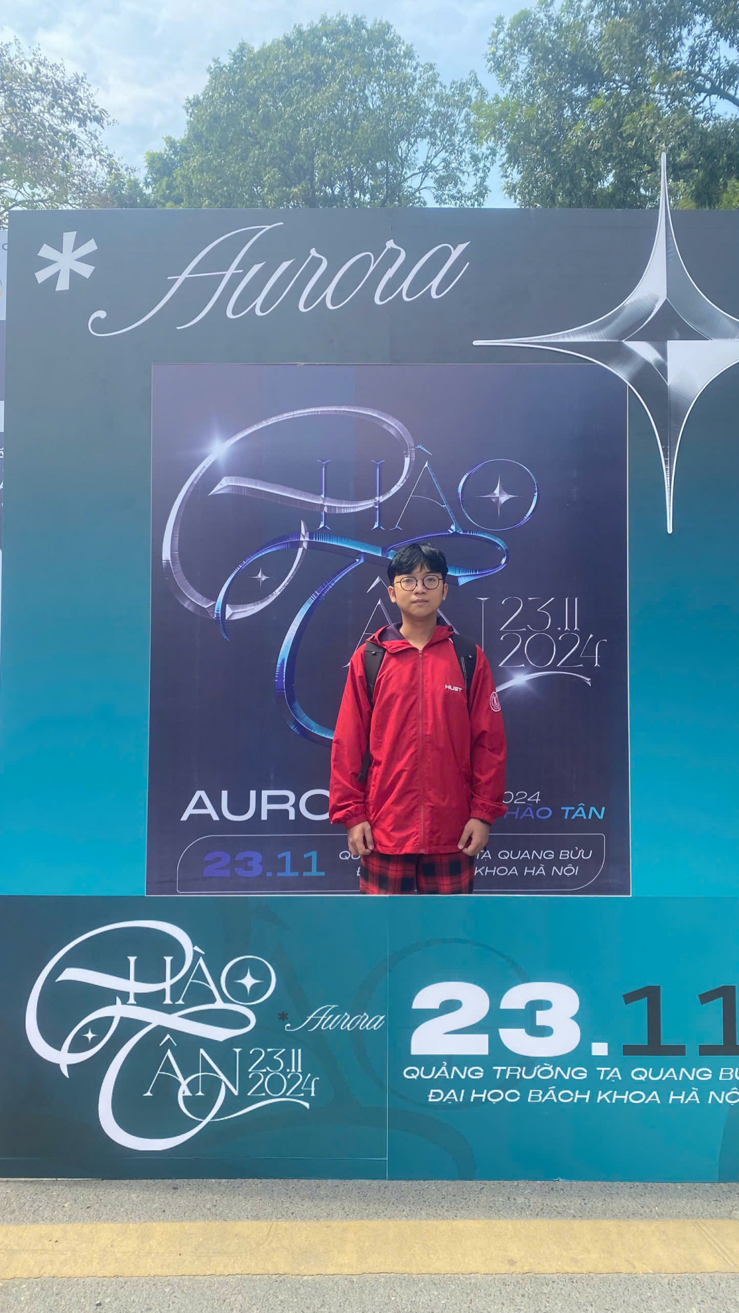 First-year student Nguyễn Xuân Bách at the freshers’ welcome event, Hanoi University of Science and Technology (November 2024)